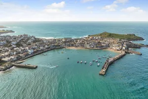 Splendid St. Ives Rental