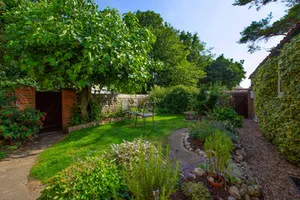Welcoming Weybourne Getaway