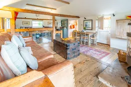 Belchamp Hall Mill, Belchamp Water: Living area on first floor