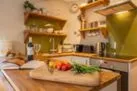 Coach House Cottage: Kitchen area